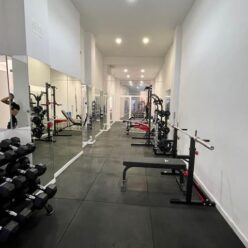 entrenador personal en valencia - imagen sala hasta el fondo