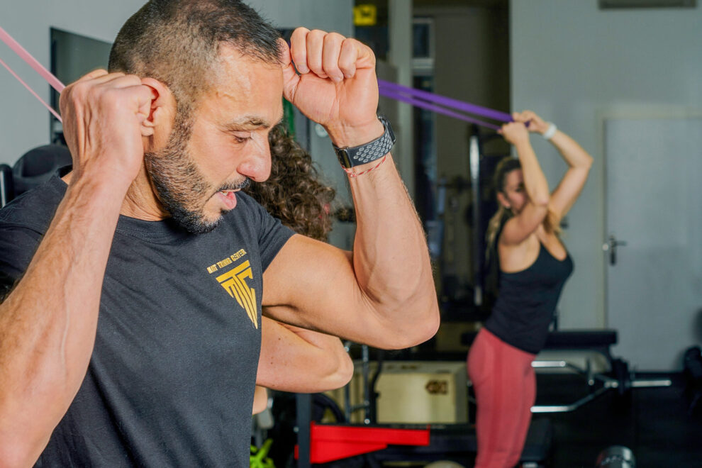 Entrenador personal para preparar oposiciones en valencia - oposiciones matt con chica
