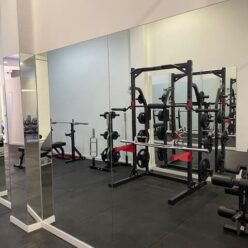 entrenador personal en valencia - plano general maquinas